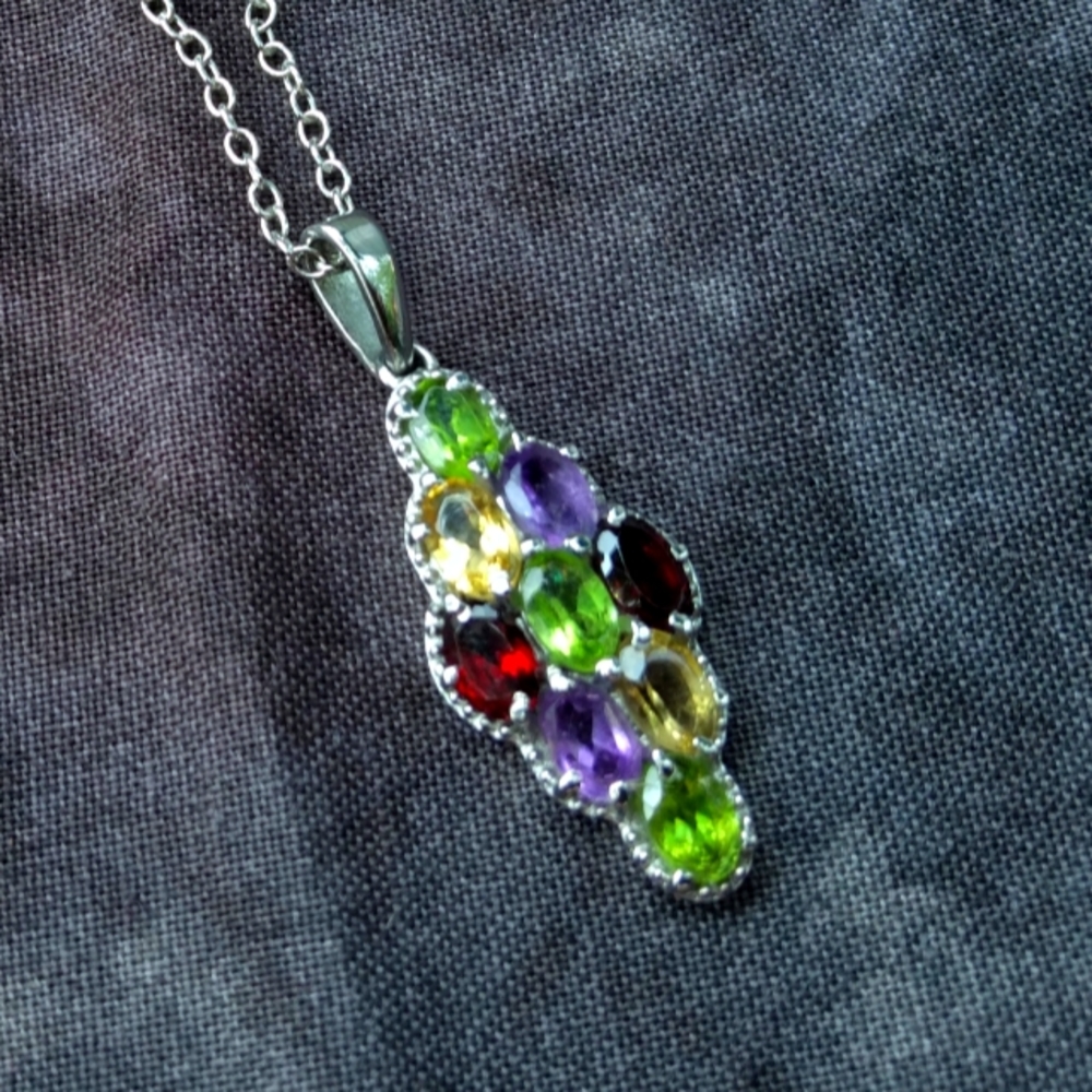 Diamond shaped multi gemstone pendant / necklace in stainless steel